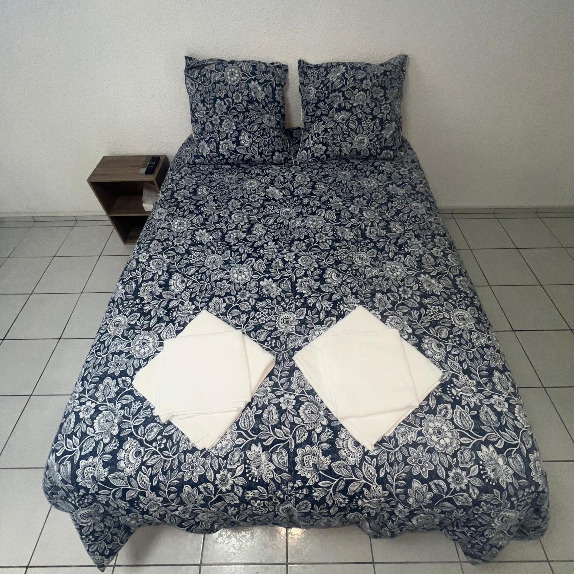 מרסיי Studio Tapisvert St Charles Canebiere Vieux Port מראה חיצוני תמונה